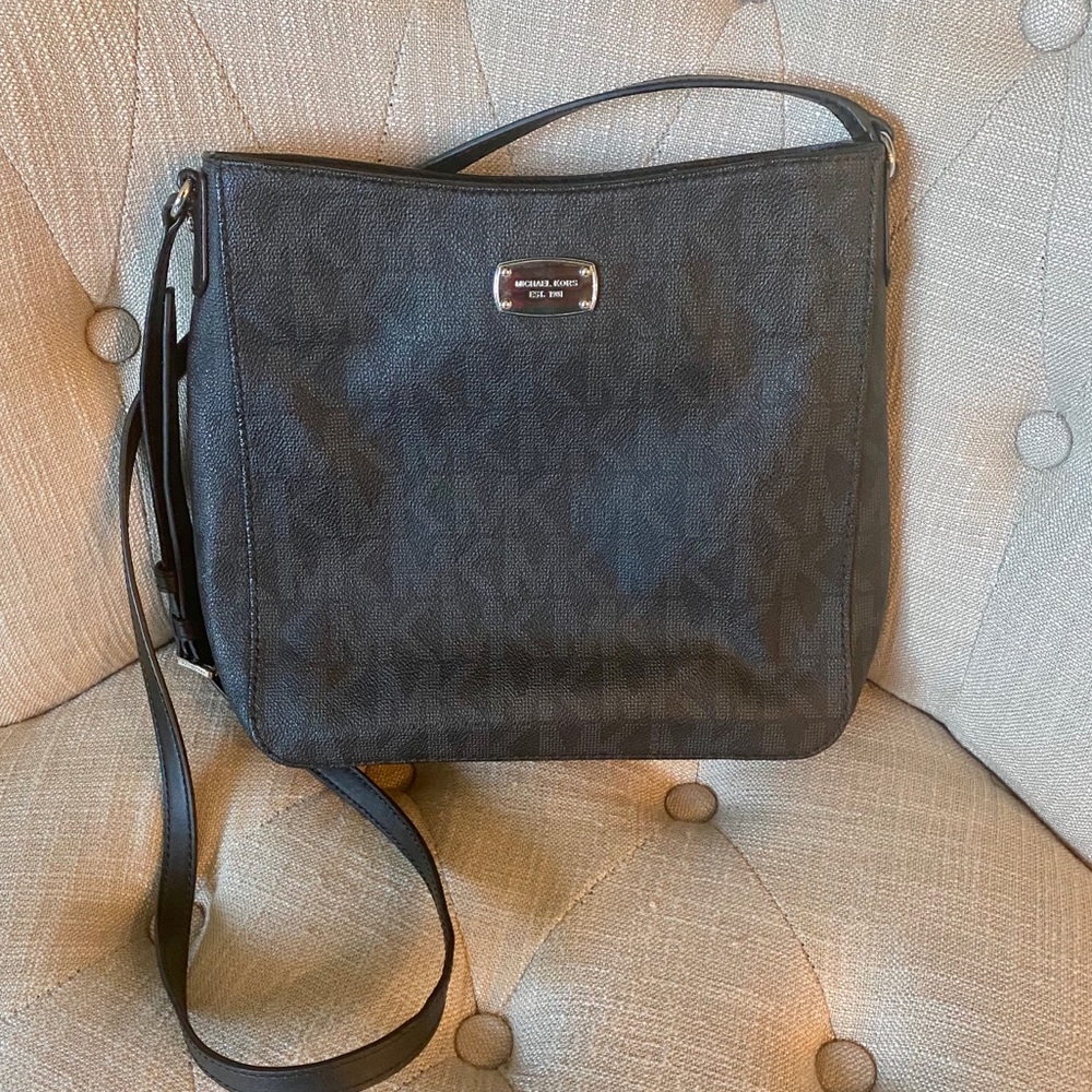 Michael Kors Crossbody